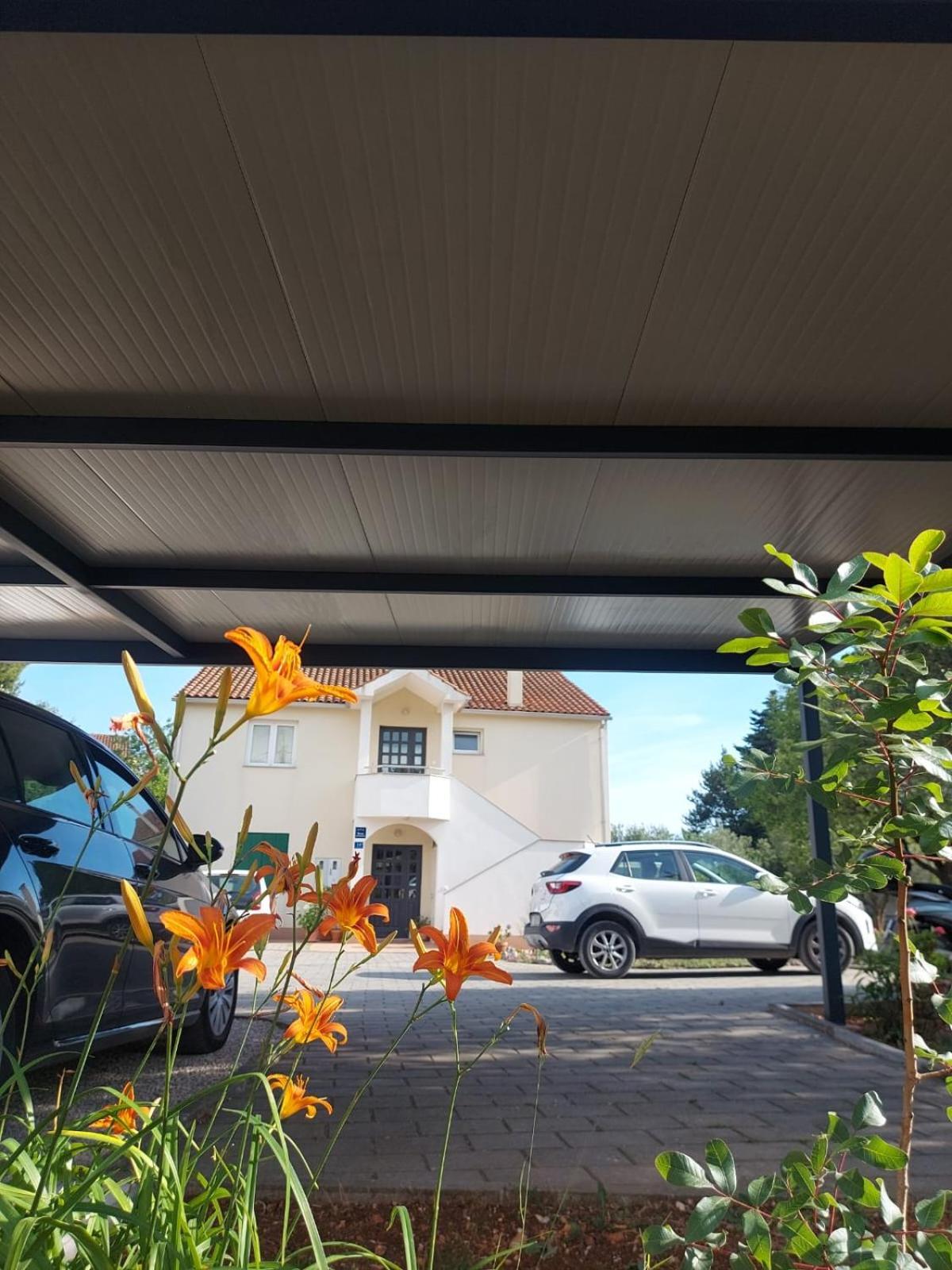 Apartments Skocic Vodice Exterior photo